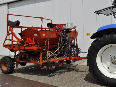 Structural PM Aardappelpootmachine + Guttler cultivator