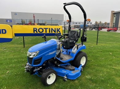 New Holland Boomer 25 Compact met maaidek